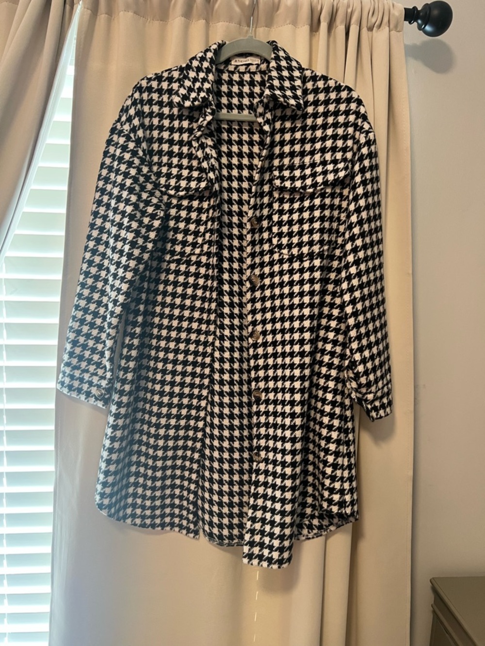 Free YogaHoundstooth Shacket Jacket Black White Button Front Shirt Jacket Size S